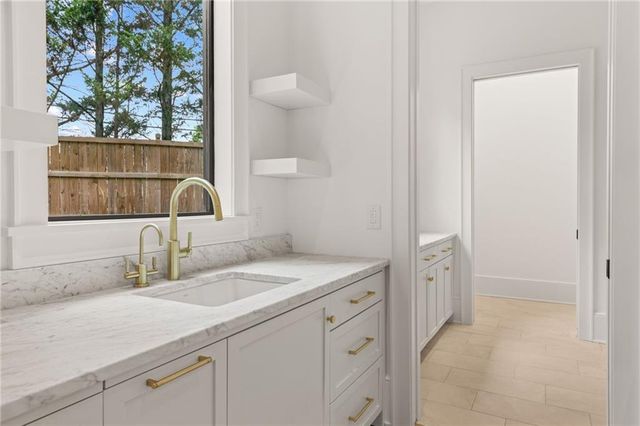 4550 Jolyn Place, Sandy Springs, GA 30342