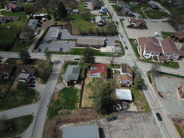 221 Clay Pike, North Huntingdon, PA 15642