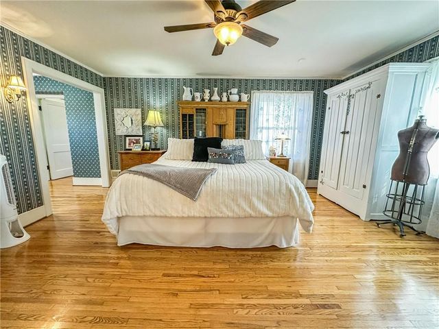 211 Lawn Avenue, Maryville, MO 64468