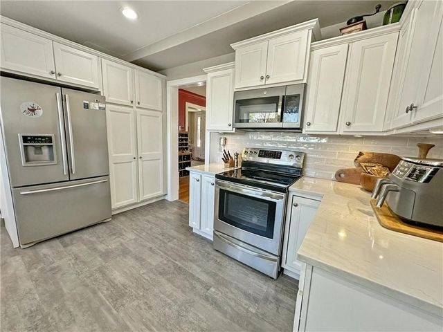 211 Lawn Avenue, Maryville, MO 64468