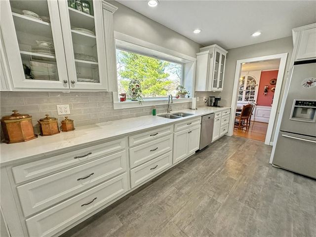 211 Lawn Avenue, Maryville, MO 64468