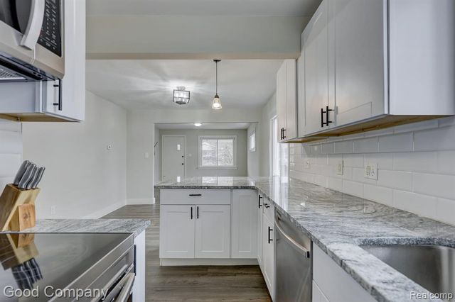 1636 W Troy Street, Ferndale, MI 48220