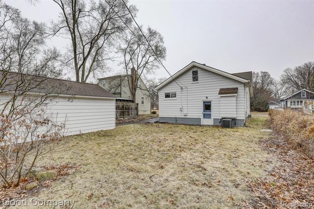 1636 W Troy Street, Ferndale, MI 48220