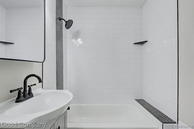 1636 W Troy Street, Ferndale, MI 48220