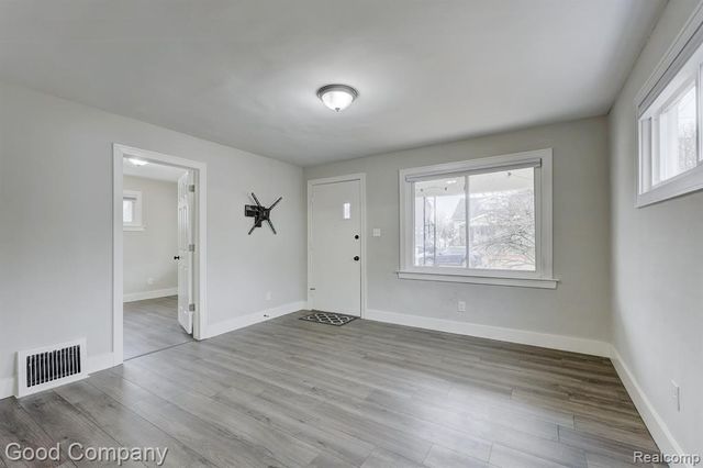 1636 W Troy Street, Ferndale, MI 48220