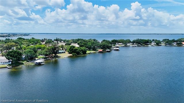 176 Grandview Boulevard, Lake Placid, FL 33852