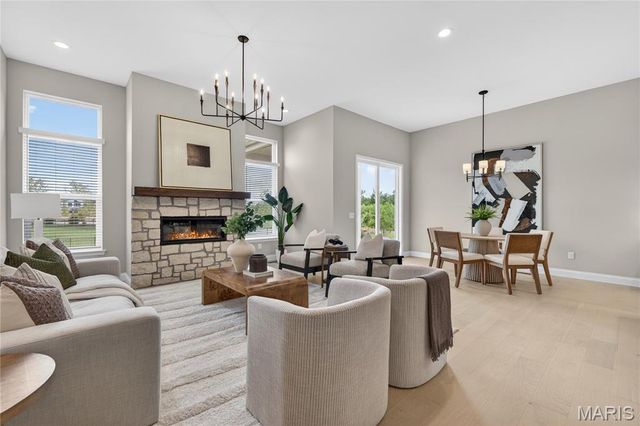 1000 Santiago Trail, Cottleville, MO 63304