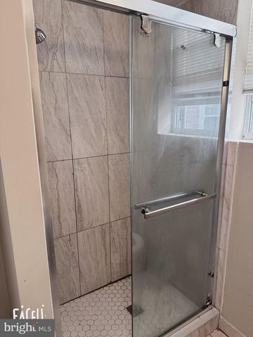 4717 UPLAND ST, Philadelphia, PA 19143