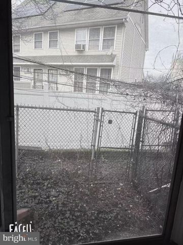 4717 UPLAND ST, Philadelphia, PA 19143