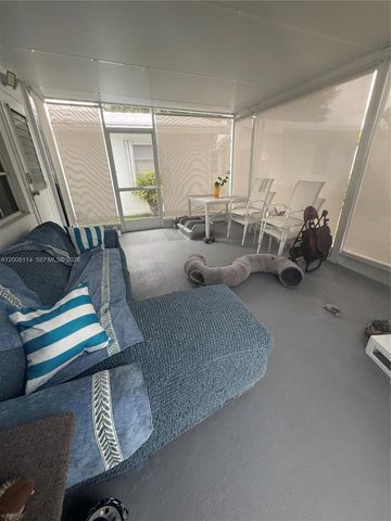 141 NW 28th St, Pompano Beach, FL 33064