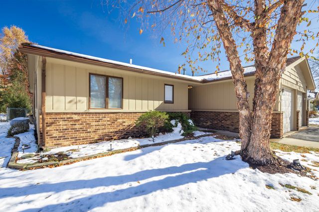 210 Clinton Street B, Lowell, IN 46356