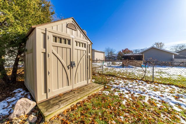 210 Clinton Street B, Lowell, IN 46356