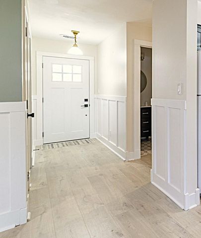 210 Clinton Street B, Lowell, IN 46356