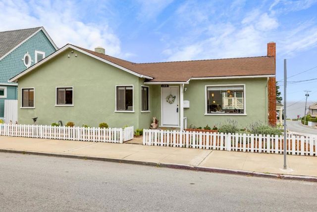 360 Central Avenue, Pacific Grove, CA 93950