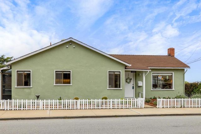 360 Central Avenue, Pacific Grove, CA 93950