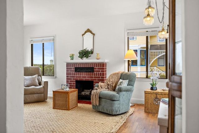 360 Central Avenue, Pacific Grove, CA 93950