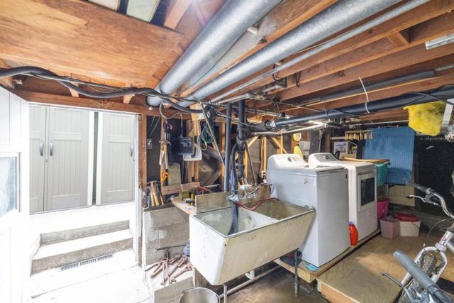 360 Central Avenue, Pacific Grove, CA 93950