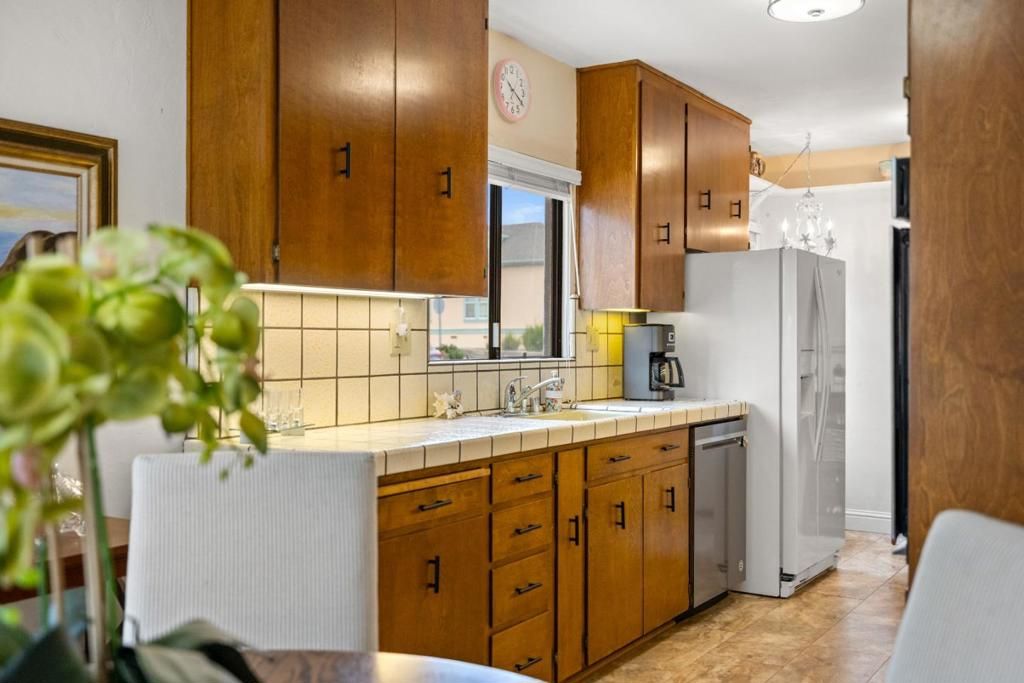 Image 12 of property listing at 360 Central Avenue, Pacific Grove, CA 93950