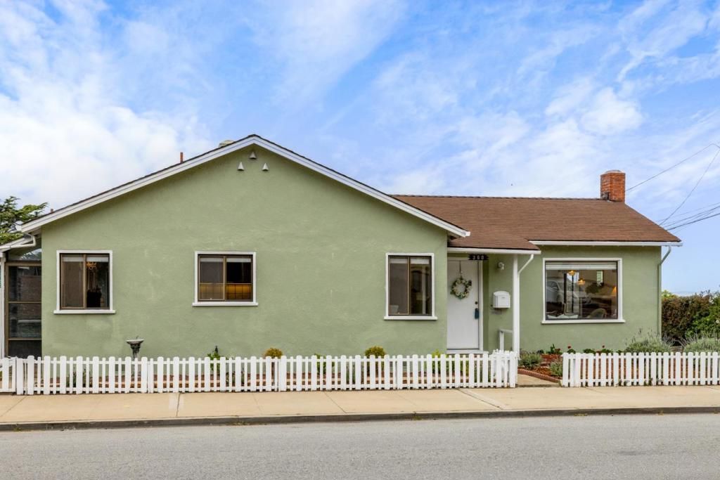 Image 32 of property listing at 360 Central Avenue, Pacific Grove, CA 93950