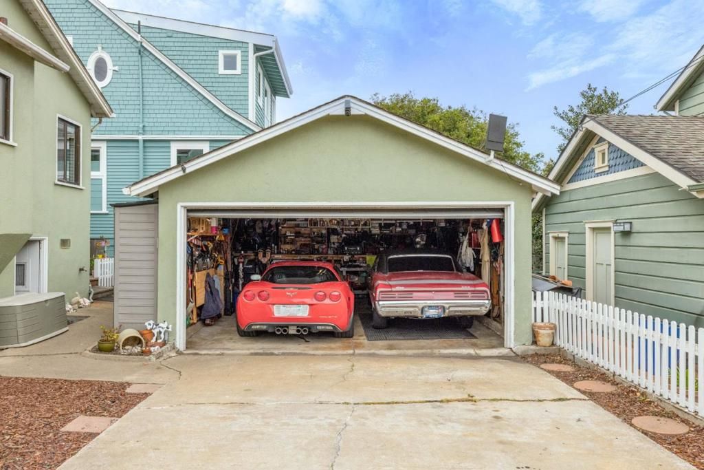 Image 41 of property listing at 360 Central Avenue, Pacific Grove, CA 93950