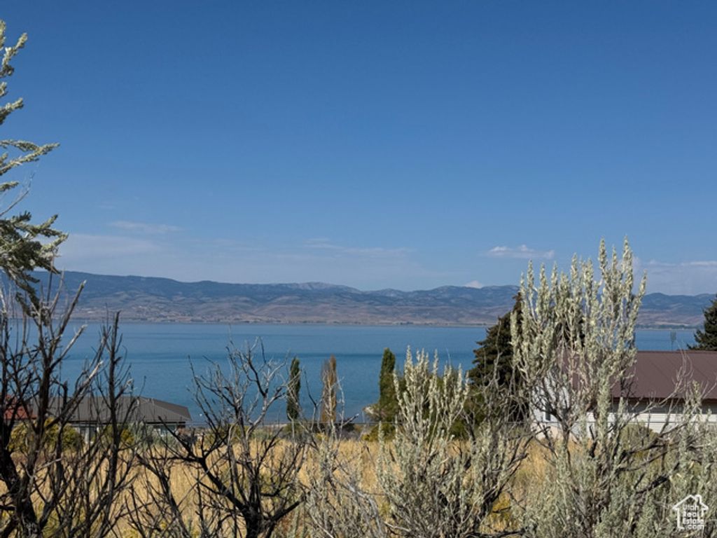 Image 1 of property listing at 3907 EAST SHORE RD # 15, Saint Charles, ID 83272