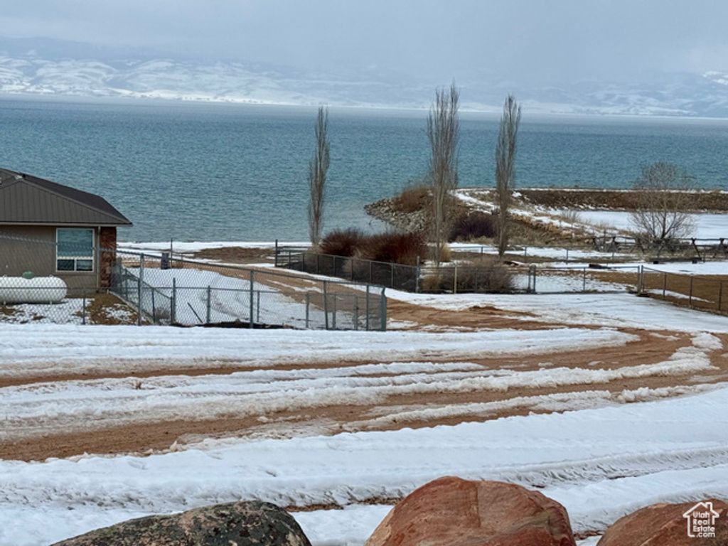 Image 12 of property listing at 3907 EAST SHORE RD # 15, Saint Charles, ID 83272