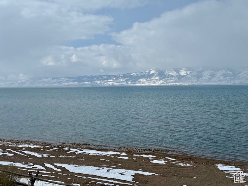 Image 15 of property listing at 3907 EAST SHORE RD # 15, Saint Charles, ID 83272