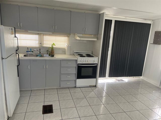 812 SW 1ST Court, Hallandale Beach, FL 33009