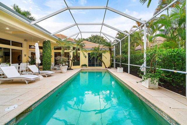 103 Pembroke Drive, Palm Beach Gardens, FL 33418