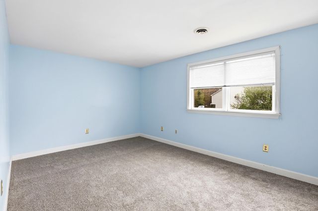 777 Middle Rd Unit 72, Portsmouth, NH 03801