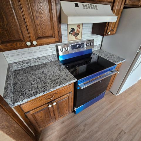 7050 Pioneer Trail, Greenfield, MN 55357