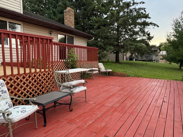 7050 Pioneer Trail, Greenfield, MN 55357