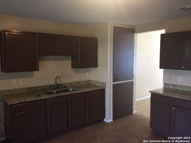 10563 KINDERHOOK, San Antonio, TX 78245