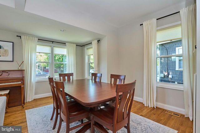255 N BRYAN ST, Arlington, VA 22201