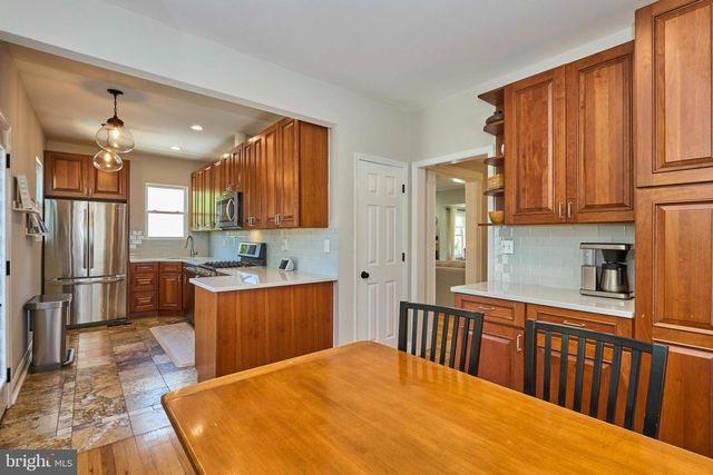 255 N BRYAN ST, Arlington, VA 22201