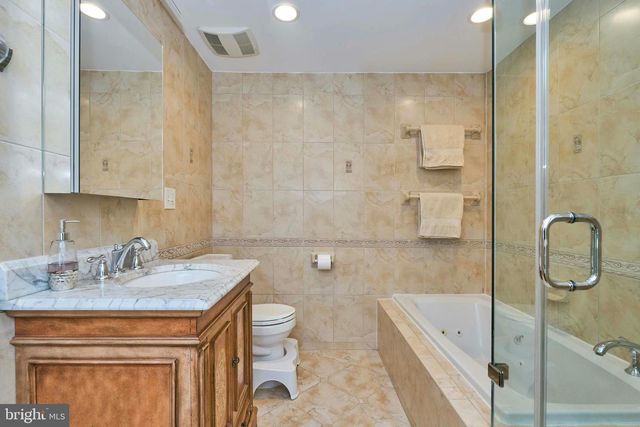 255 N BRYAN ST, Arlington, VA 22201