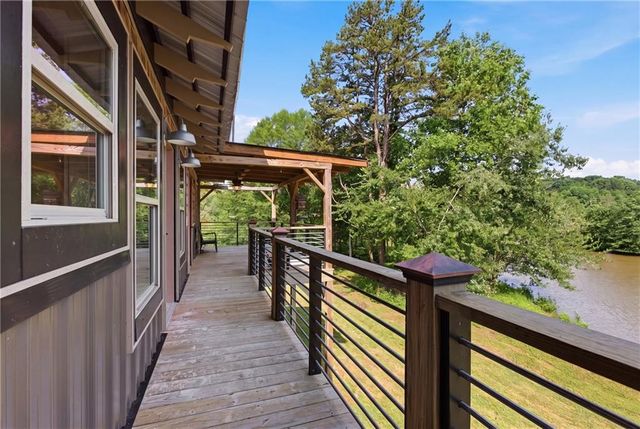 456 Oak Springs Road, Clarkesville, GA 30523