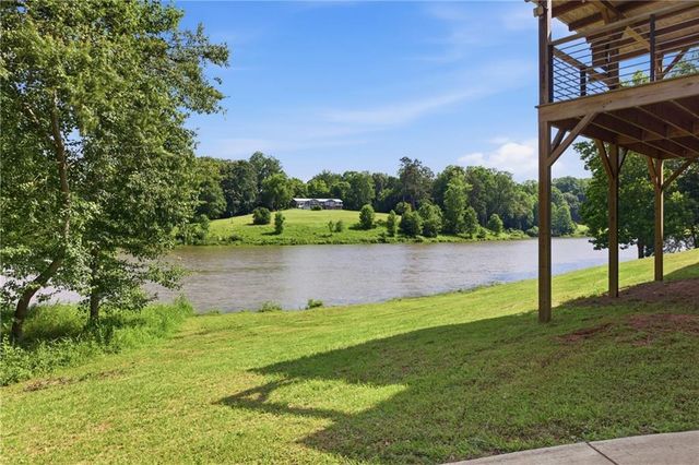 456 Oak Springs Road, Clarkesville, GA 30523