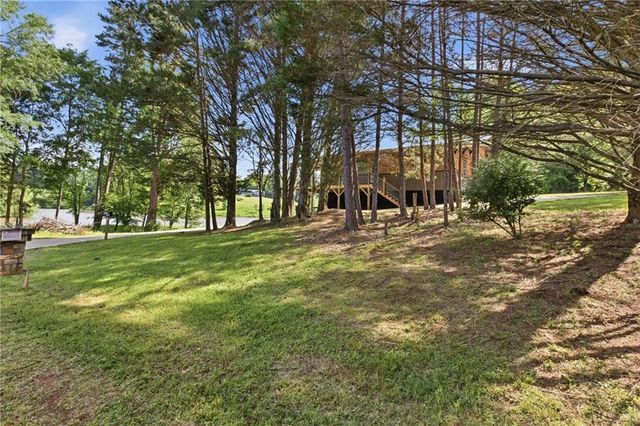 456 Oak Springs Road, Clarkesville, GA 30523