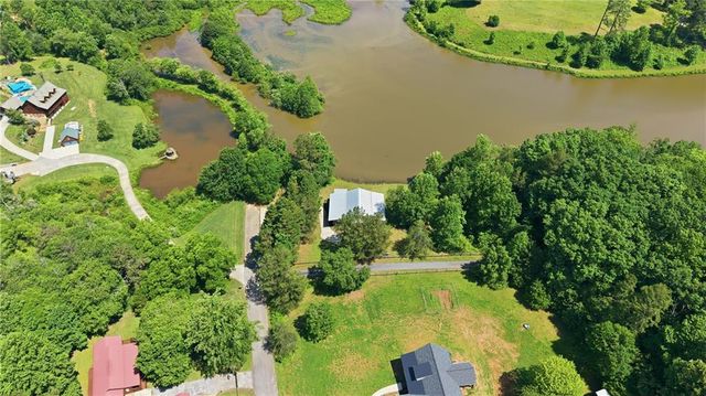 456 Oak Springs Road, Clarkesville, GA 30523