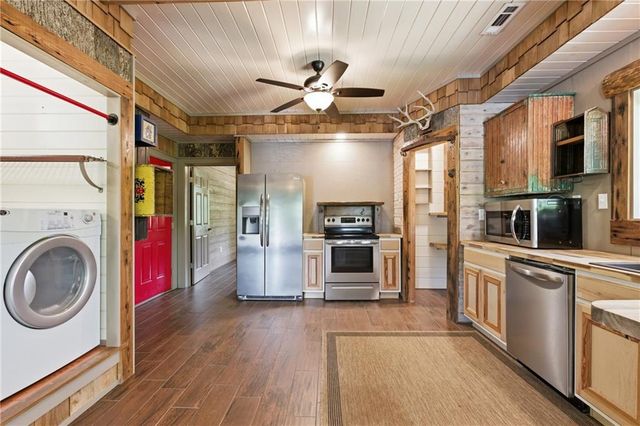 456 Oak Springs Road, Clarkesville, GA 30523