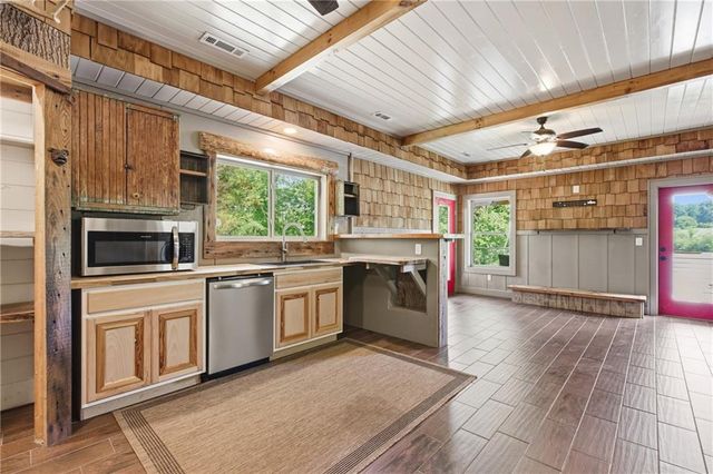 456 Oak Springs Road, Clarkesville, GA 30523