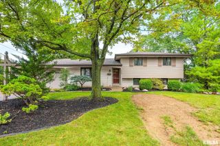 6604 PARKWOOD Drive, Peoria, IL 61614