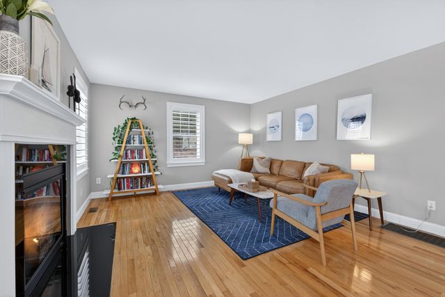 25 Schooner Drive, Dover, NH 03820