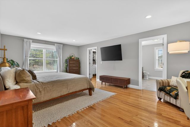 25 Schooner Drive, Dover, NH 03820