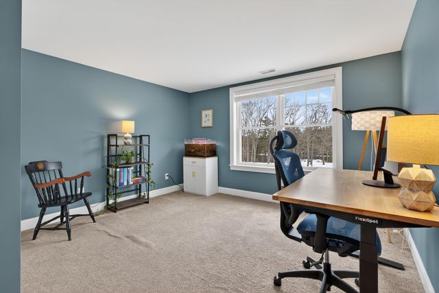 25 Schooner Drive, Dover, NH 03820