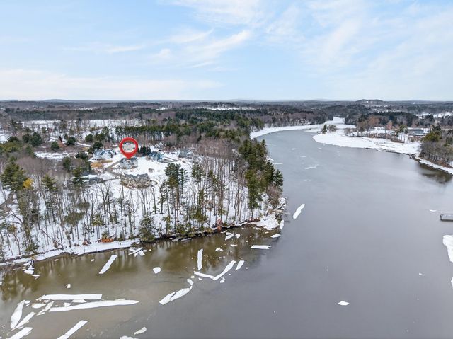 25 Schooner Drive, Dover, NH 03820