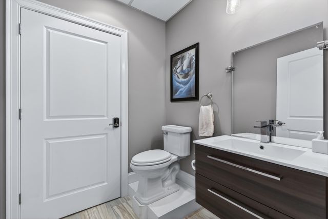 25 Schooner Drive, Dover, NH 03820