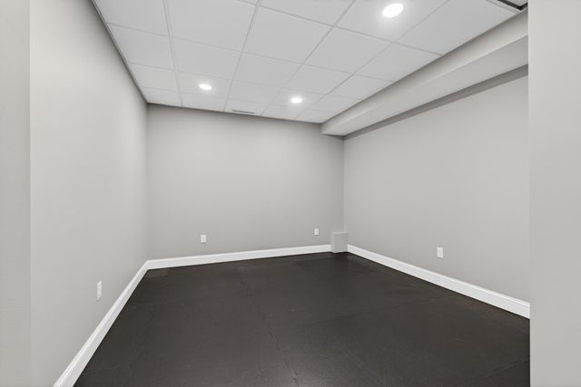 25 Schooner Drive, Dover, NH 03820