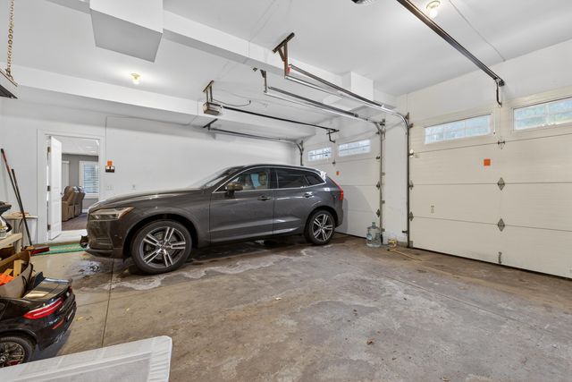 25 Schooner Drive, Dover, NH 03820